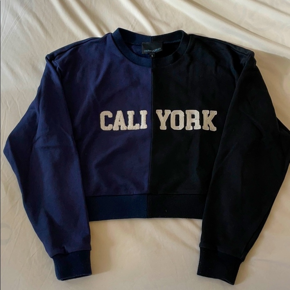 Cropped crew neck sweatshirt